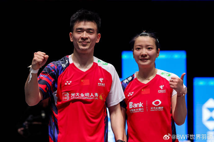 爱游戏下载-日本队碾压泰国队，石宇奇带队取胜