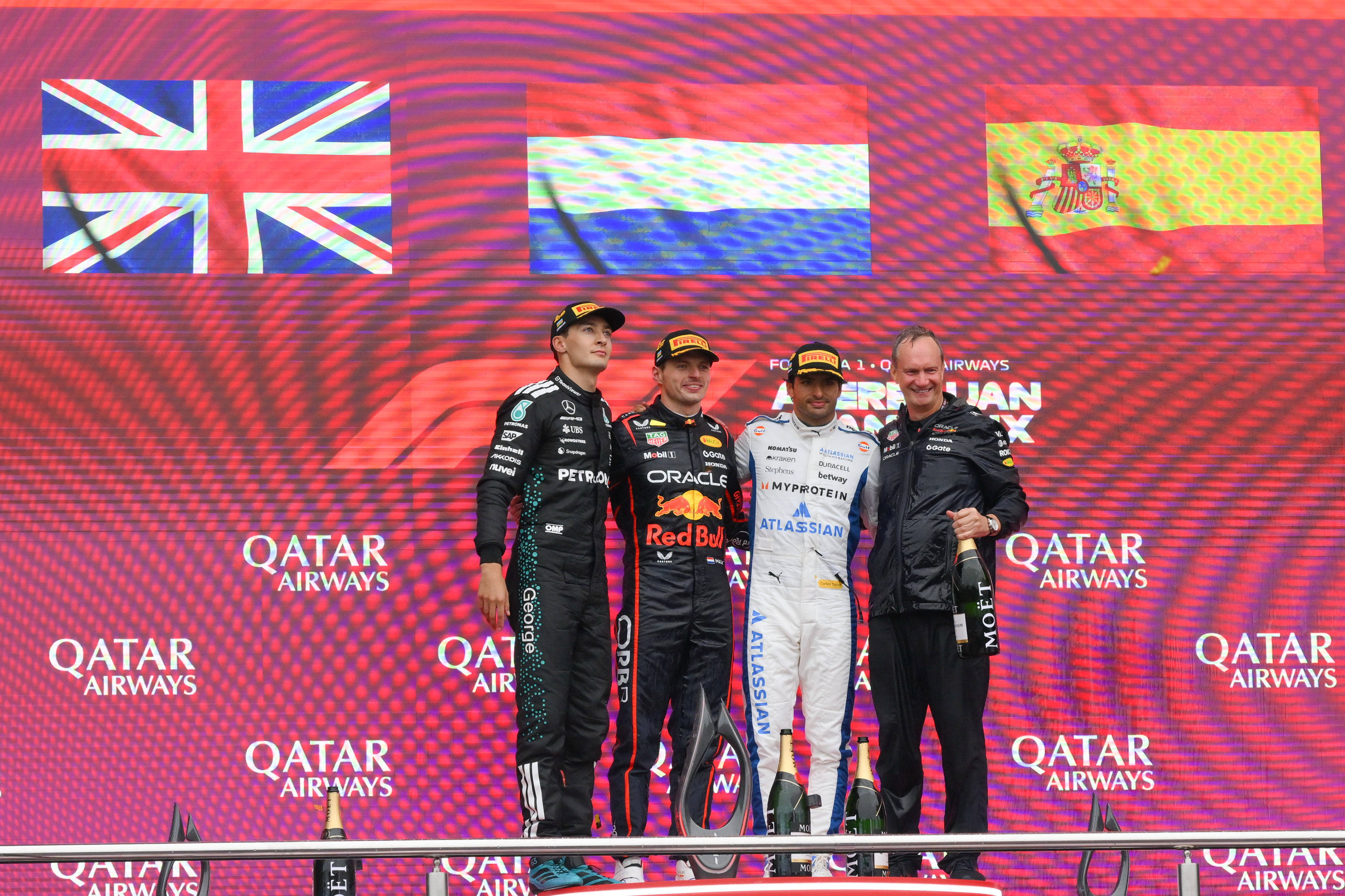 ayx世界杯2026-梅赛德斯横扫红牛车队，塞恩斯关键制胜